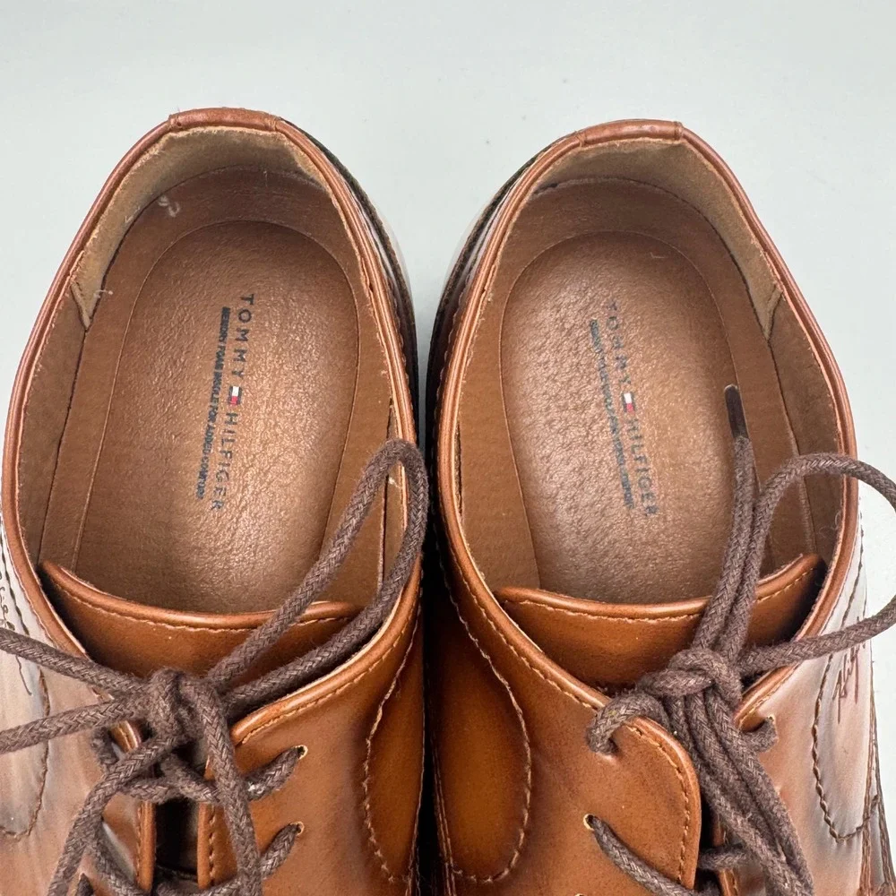 Tommy Hilfiger Shory Dress Shoes Mens 10 Brown Perforated‎ Cap Toe Derby TMSHORY